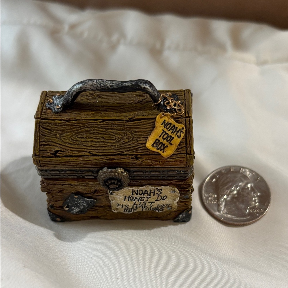 Noah's Honey Brown Decorative Trinket Box with Handle